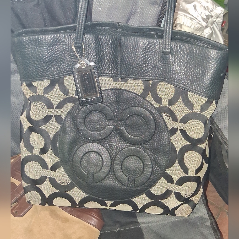 Coach Black and Cream Circle Pattern Tote